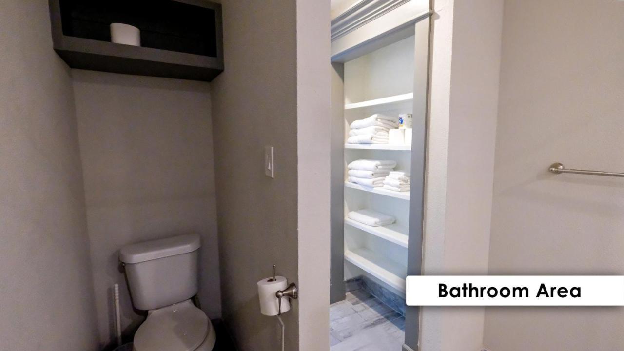 Sw Houston, Nrg, Grb, Mm Park, Downtown, Galleria - Braes Forest Apartment *
